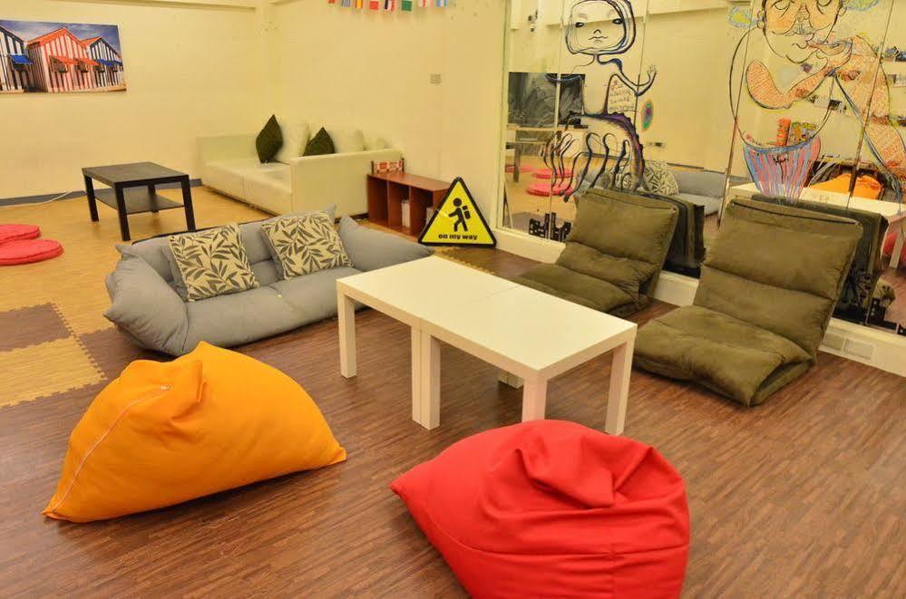 On My Way - Taipei Hostel Экстерьер фото