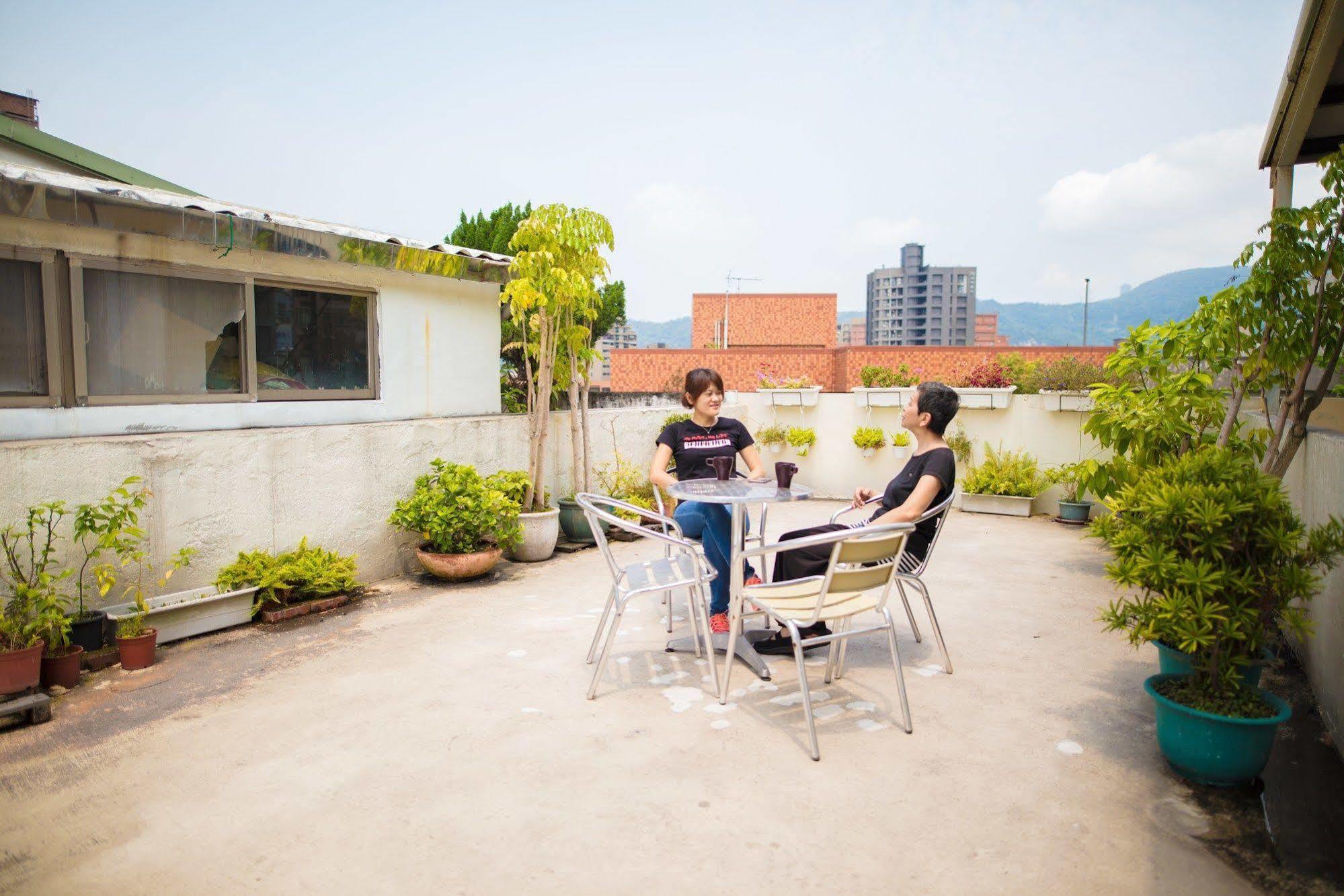 On My Way - Taipei Hostel Экстерьер фото